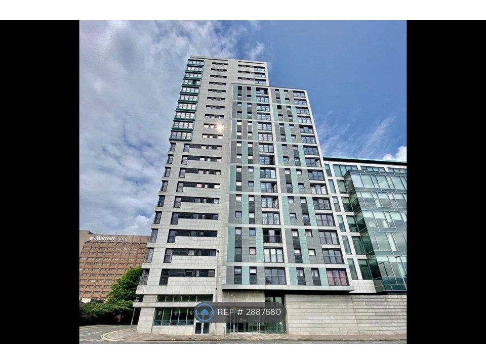 Property photo 3 of 13 Apartment Building