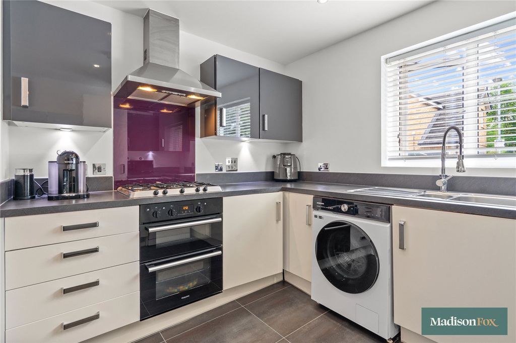 Property photo 2 of 18 Picture No. 02