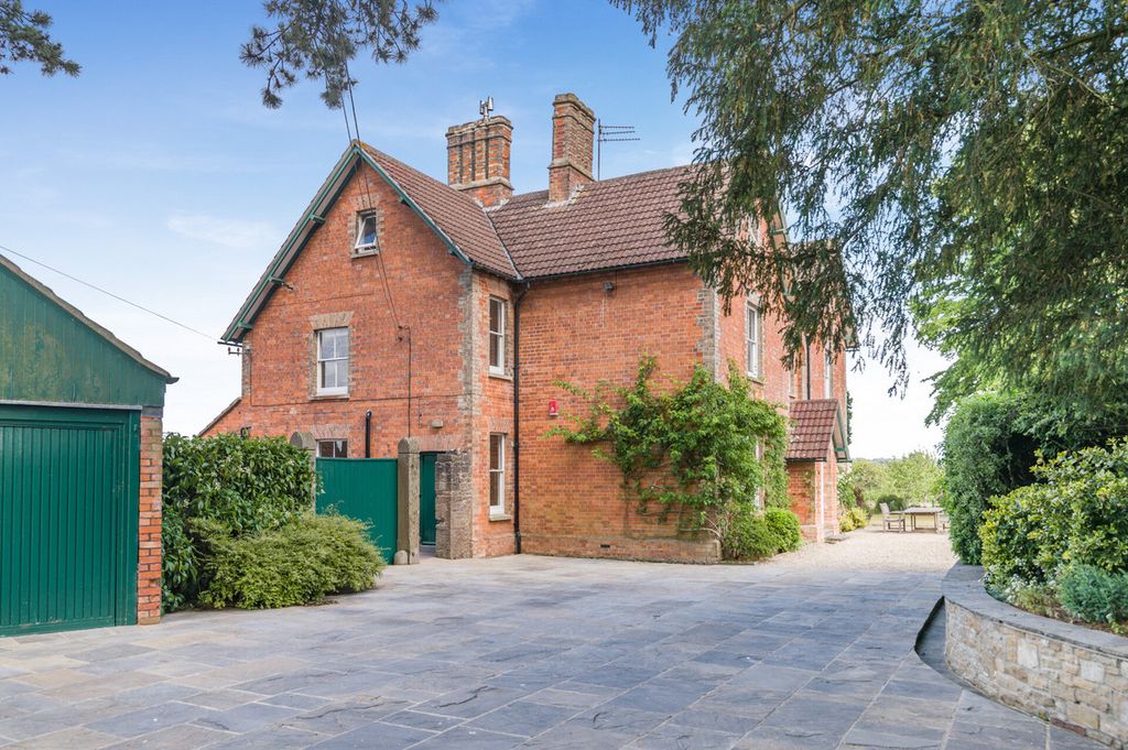 Additional image 31 of 5 bed country house for saleChurch Road, Bristol BS35