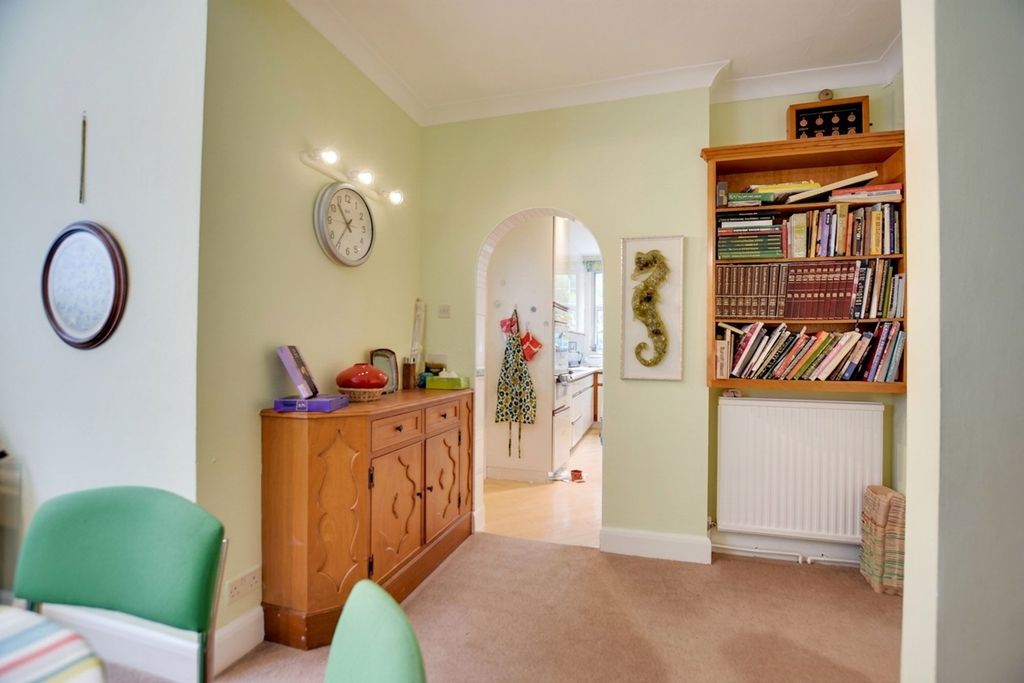 Additional image 18 of 5 bed detached house for saleBarrington Road, Stoneygate, Leicester LE2