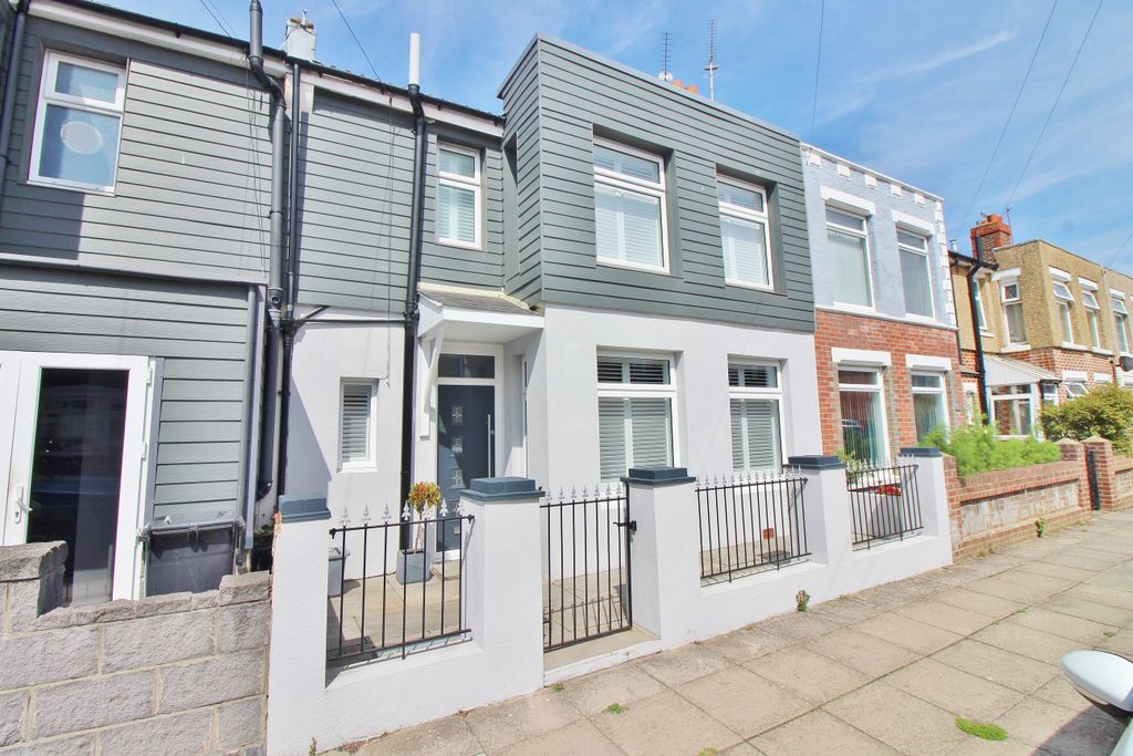 Property photo 1 of 24