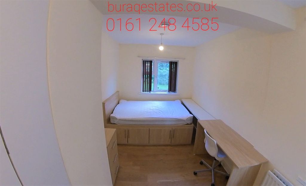 Property photo 1 of 13 Bright And Inviting Double Bedroom Featuring A Com...