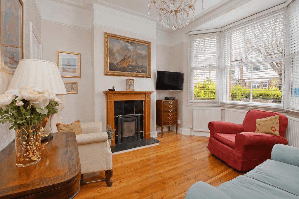 Property photo 1 of 10 3 Bed Terraced House To Rent Hollies Road, Ealing W5