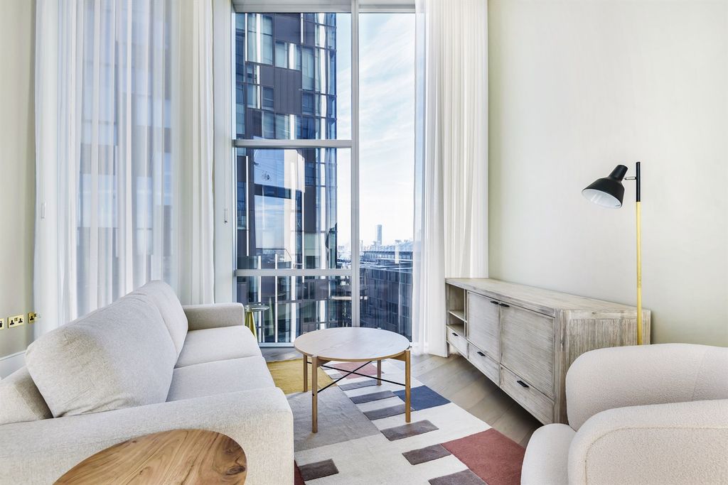 Property photo 1 of 15 (Main)