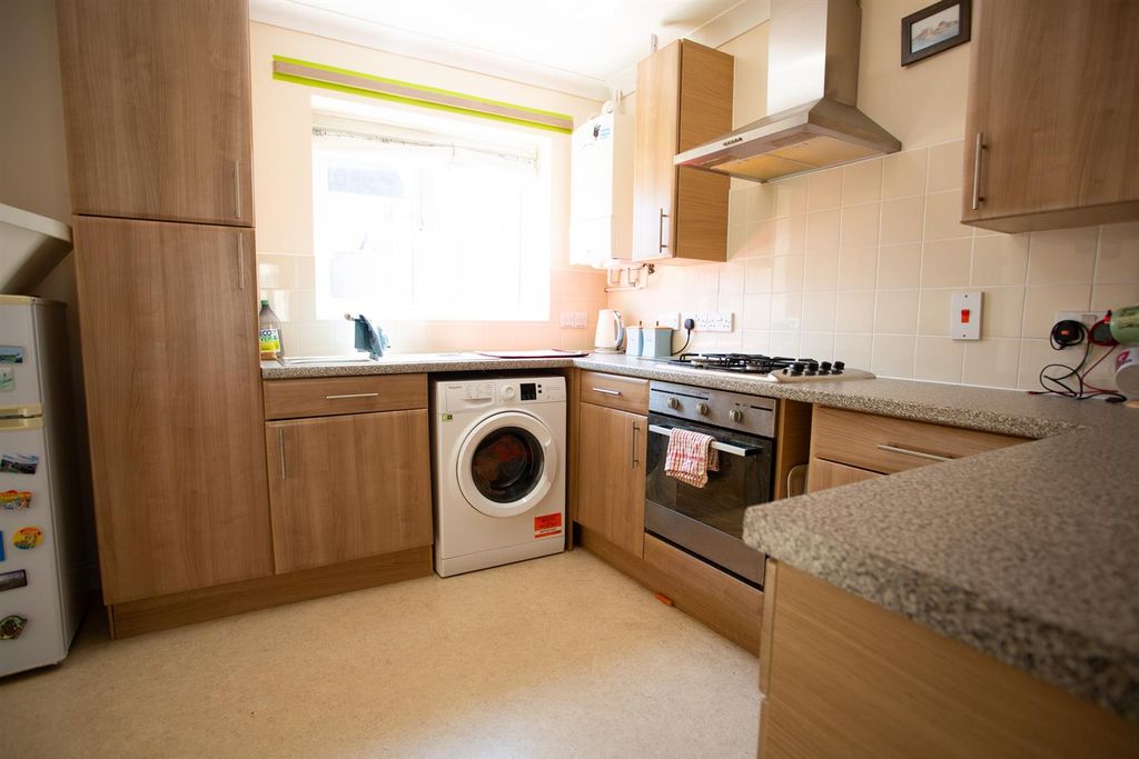 Property photo 2 of 12 Derb6552.Jpg
