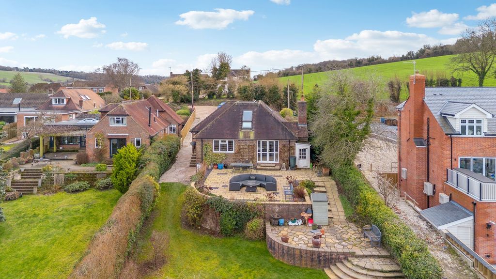 Property photo 1 of 26