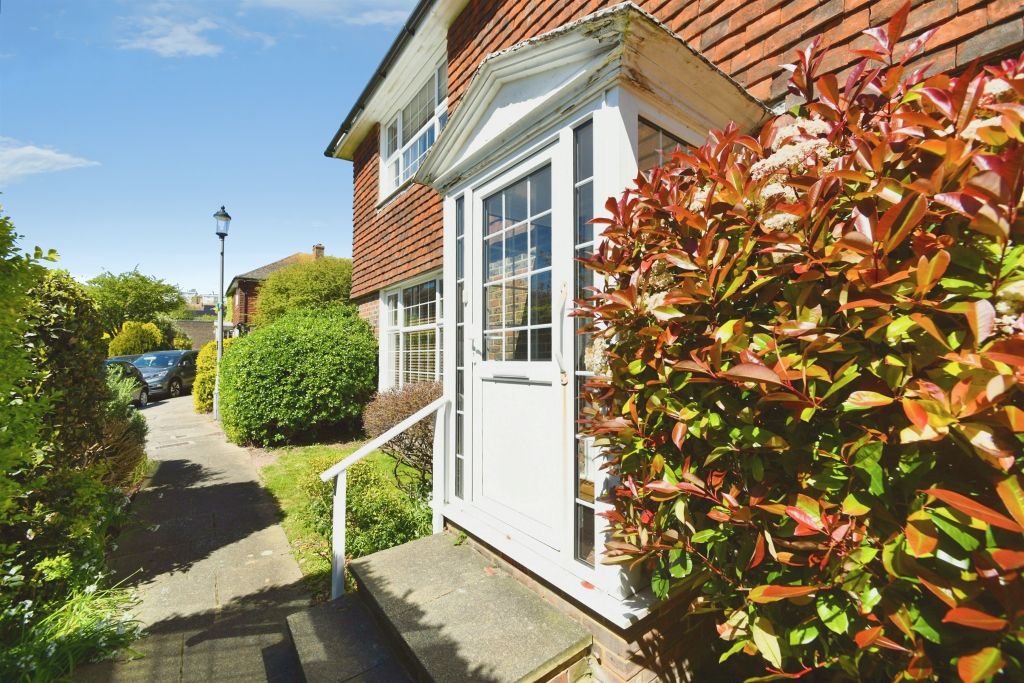 Property photo 1 of 19