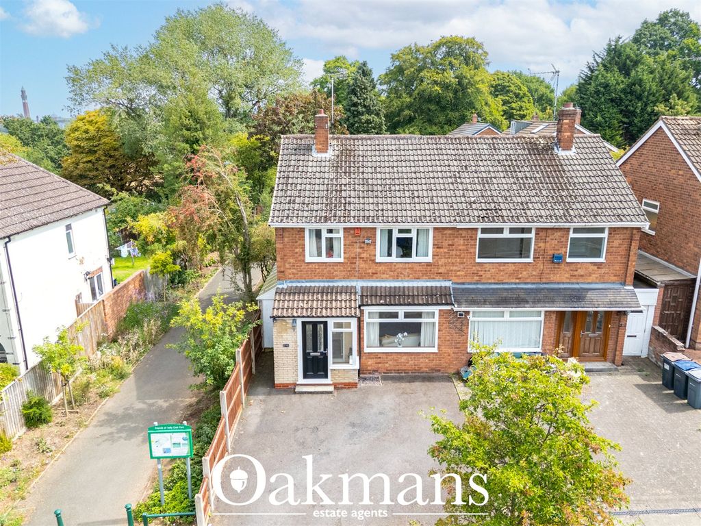 Property photo 3 of 37 Picture No. 01