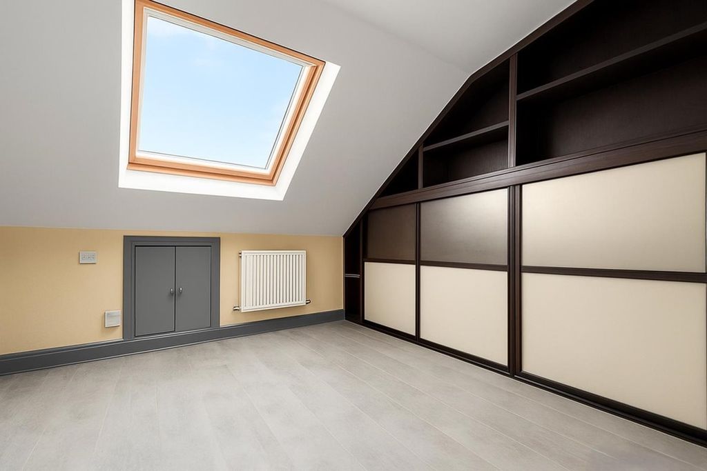 Property photo 1 of 4