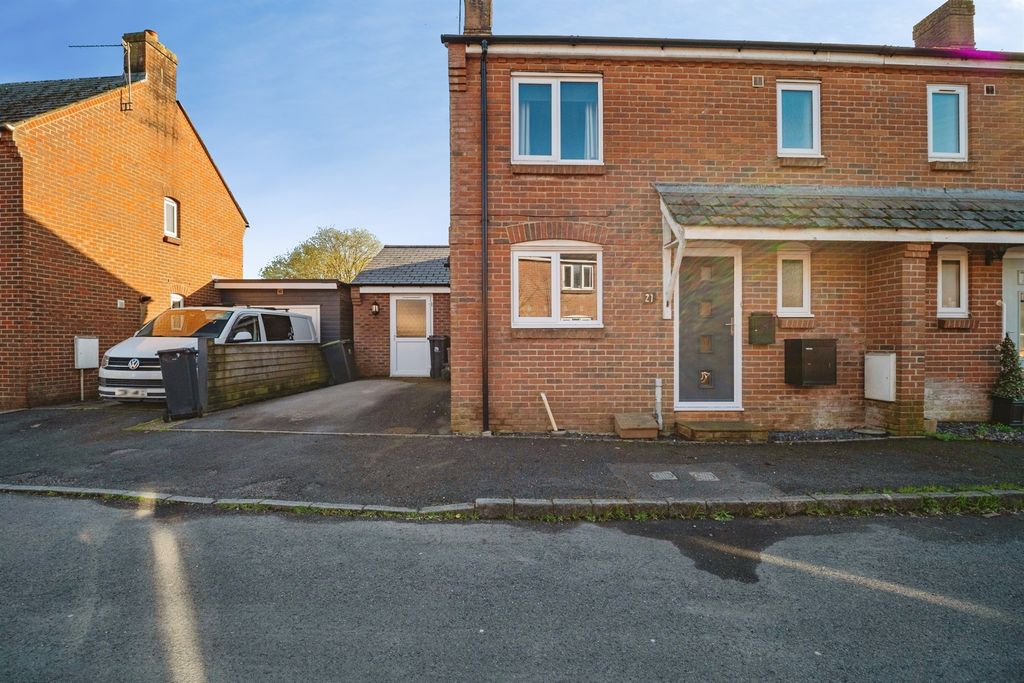 Property photo 1 of 29