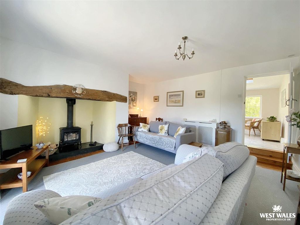 Property photo 3 of 42 Img_9872.Jpg