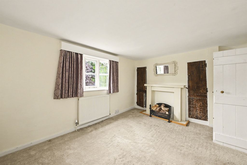 Property photo 3 of 23