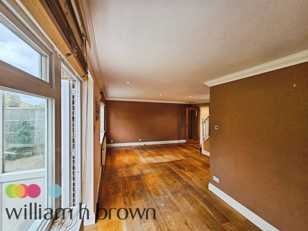 Property photo 2 of 15 Image