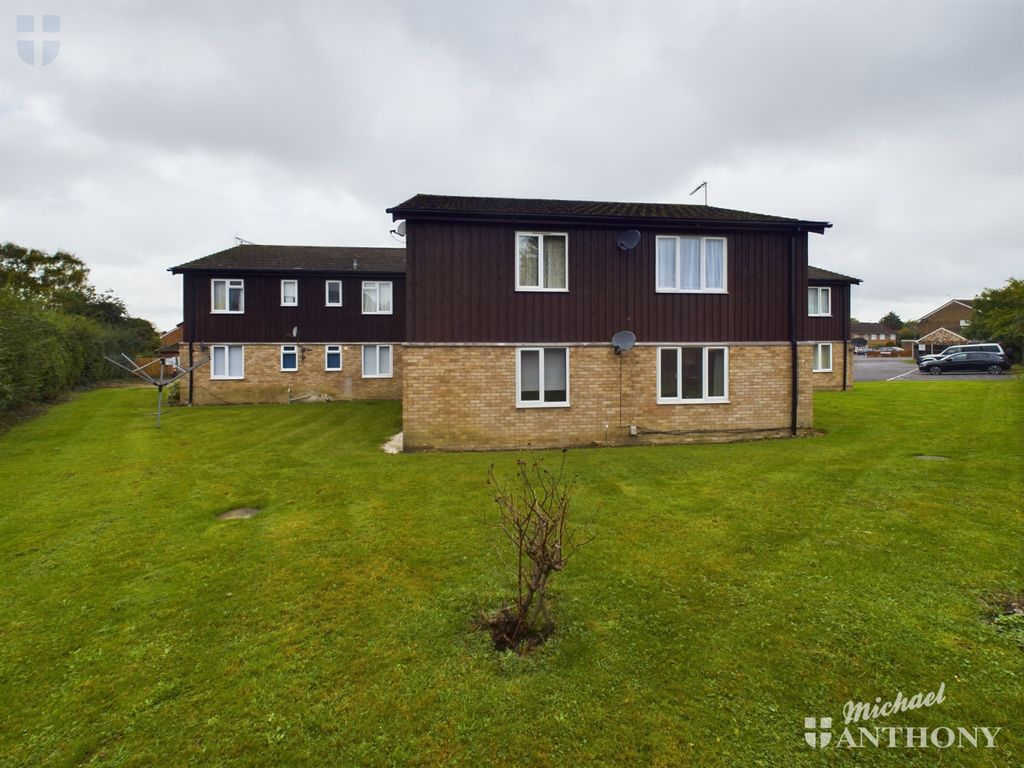 Property photo 1 of 8 Cam03852G0-Pr0110-Still007