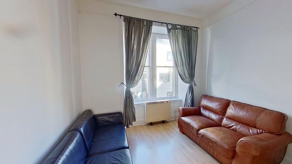 Property photo 2 of 7 Photo 2