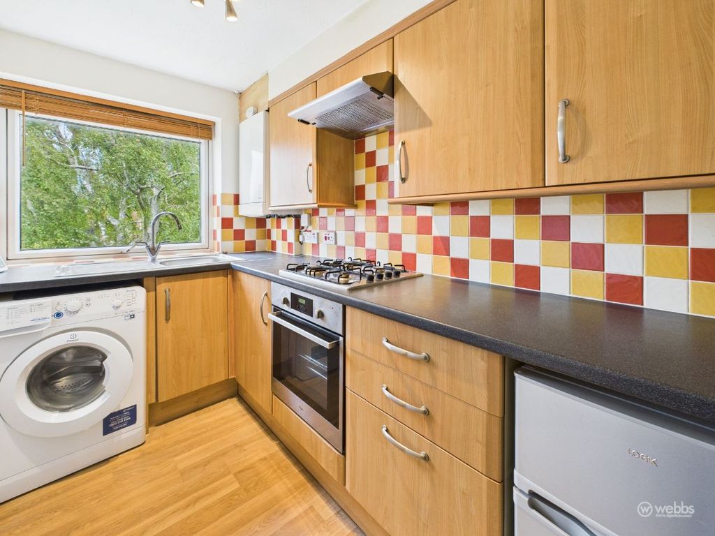 Property photo 3 of 7