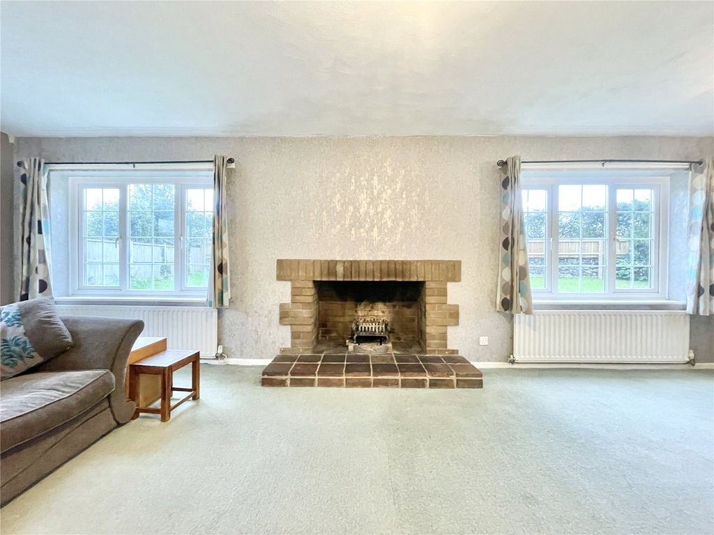 Property photo 3 of 33 Picture No. 16