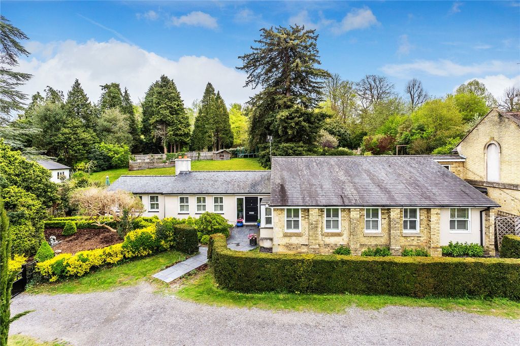 Property photo 2 of 42 House. Partnership