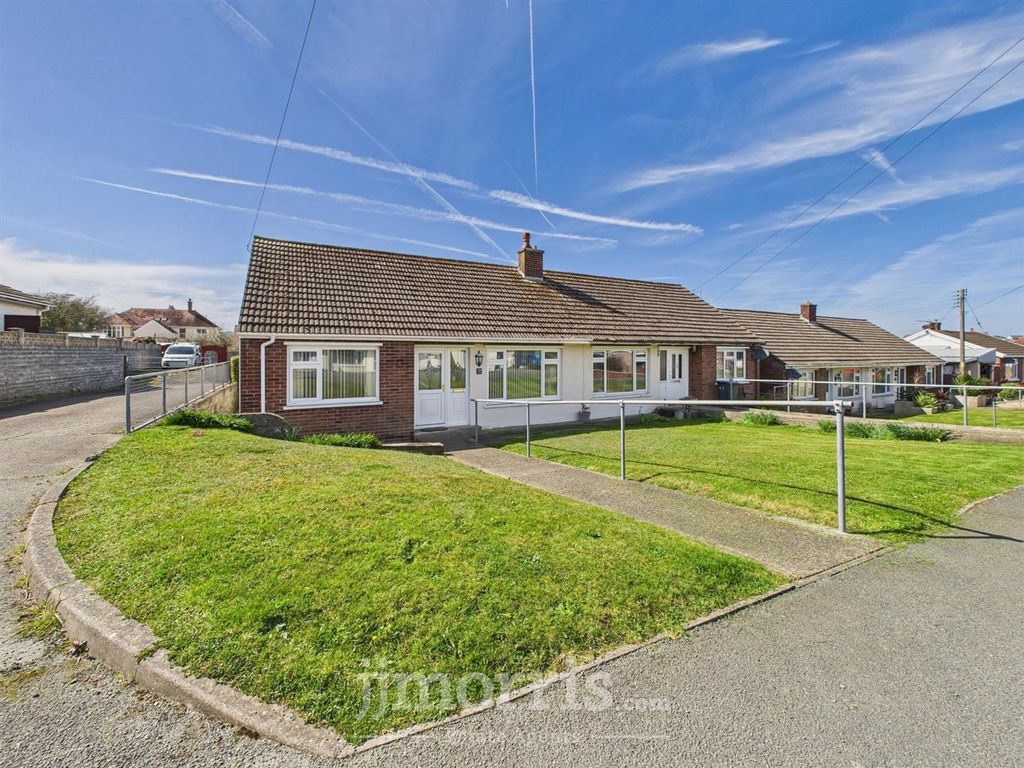 Property photo 1 of 32 Cam05297G0-Pr0012-Still001.Jpg