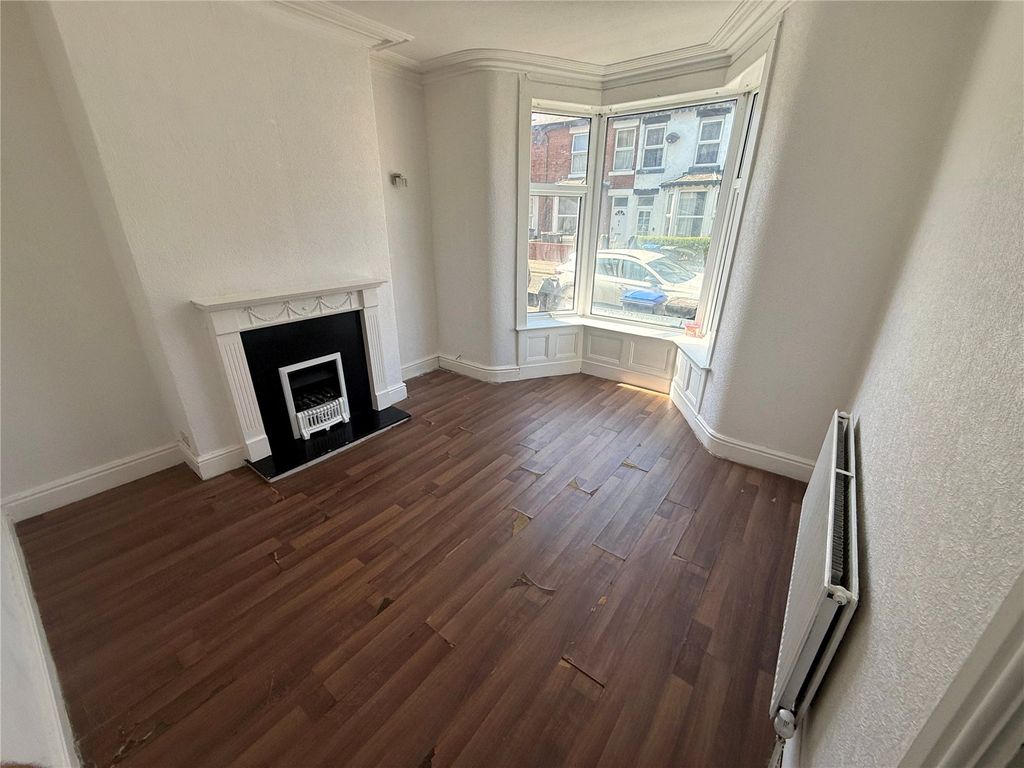 Property photo 3 of 15 Picture No. 07
