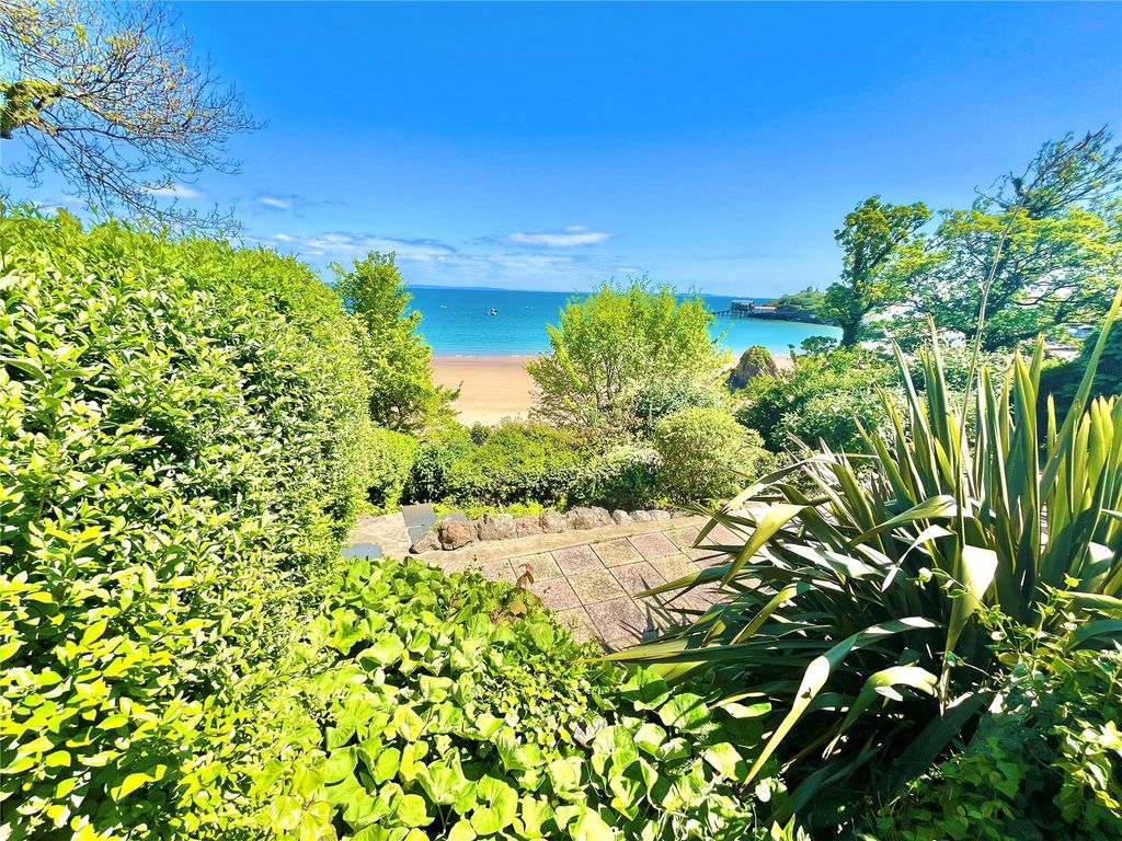 Property photo 3 of 17 Picture No. 05