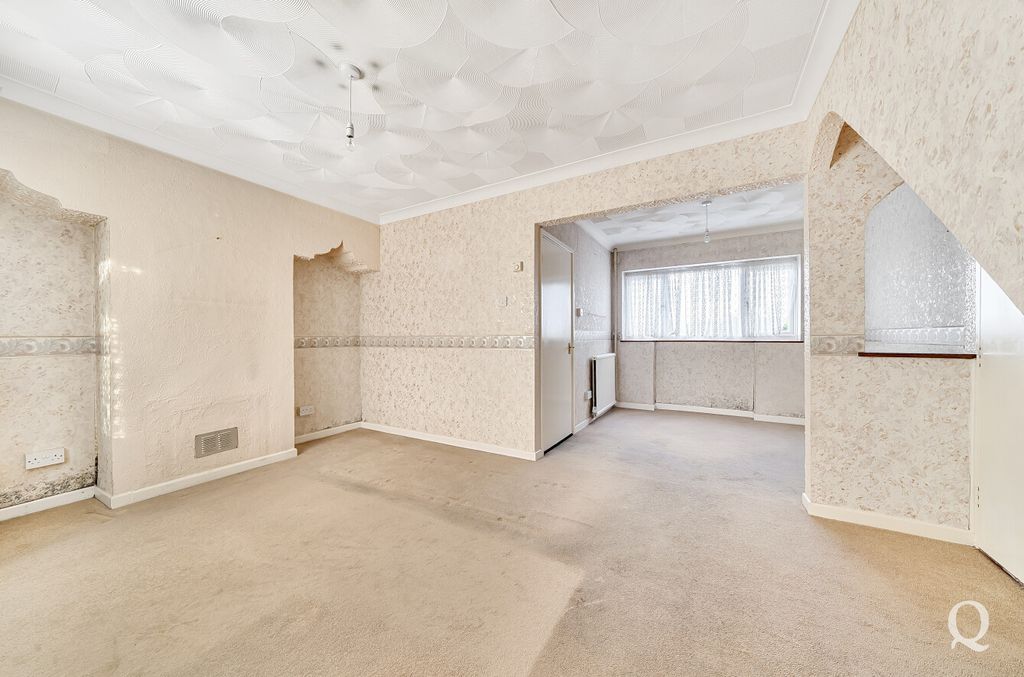 Property photo 2 of 24 9c5E6687-1Abf-463...