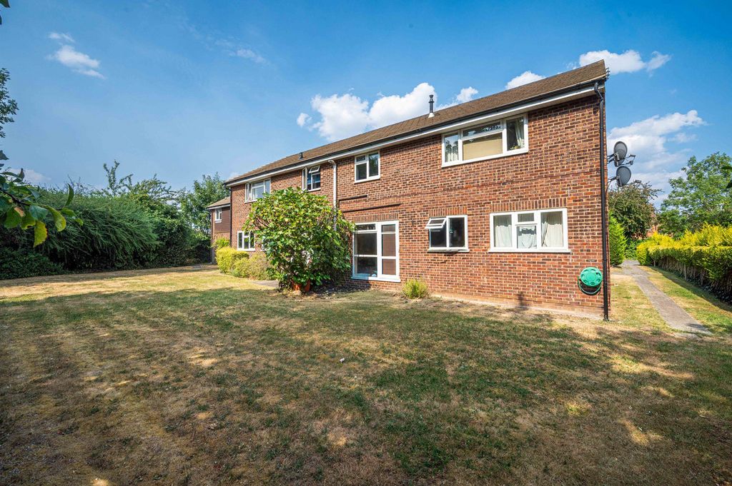 Property photo 3 of 17