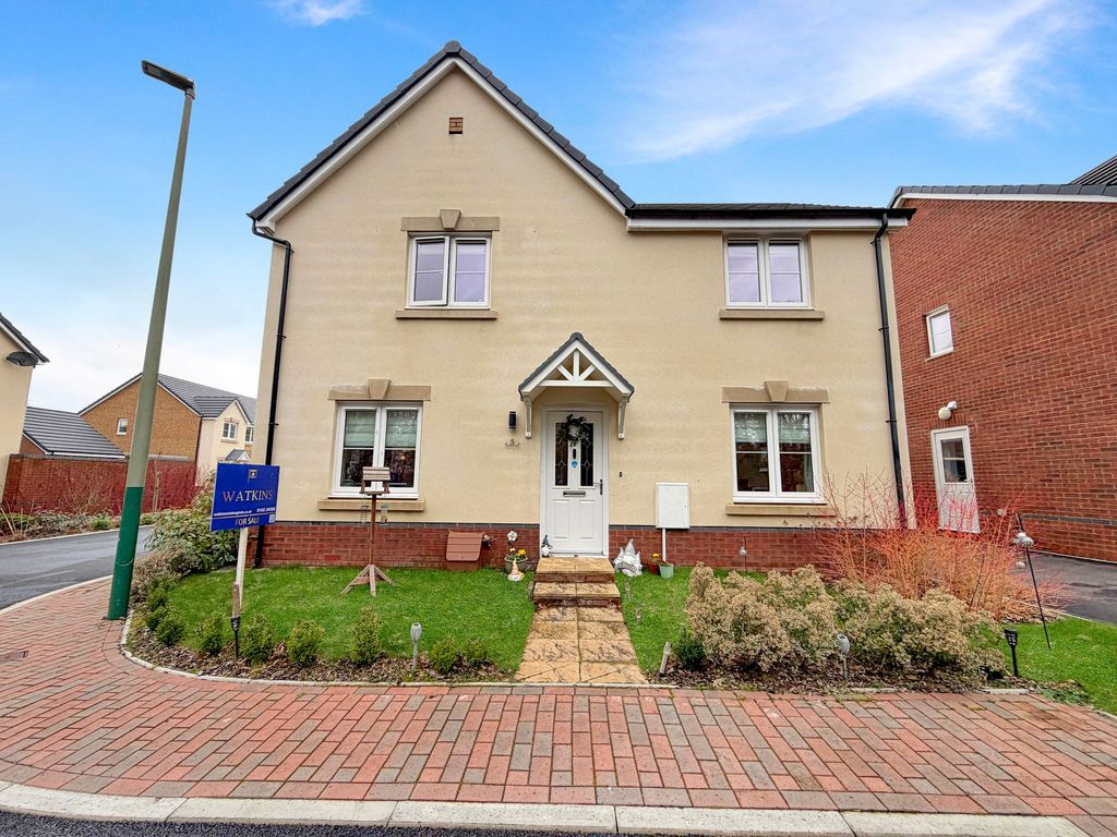 Property photo 1 of 38