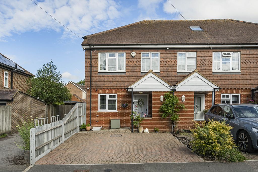 Property photo 1 of 41