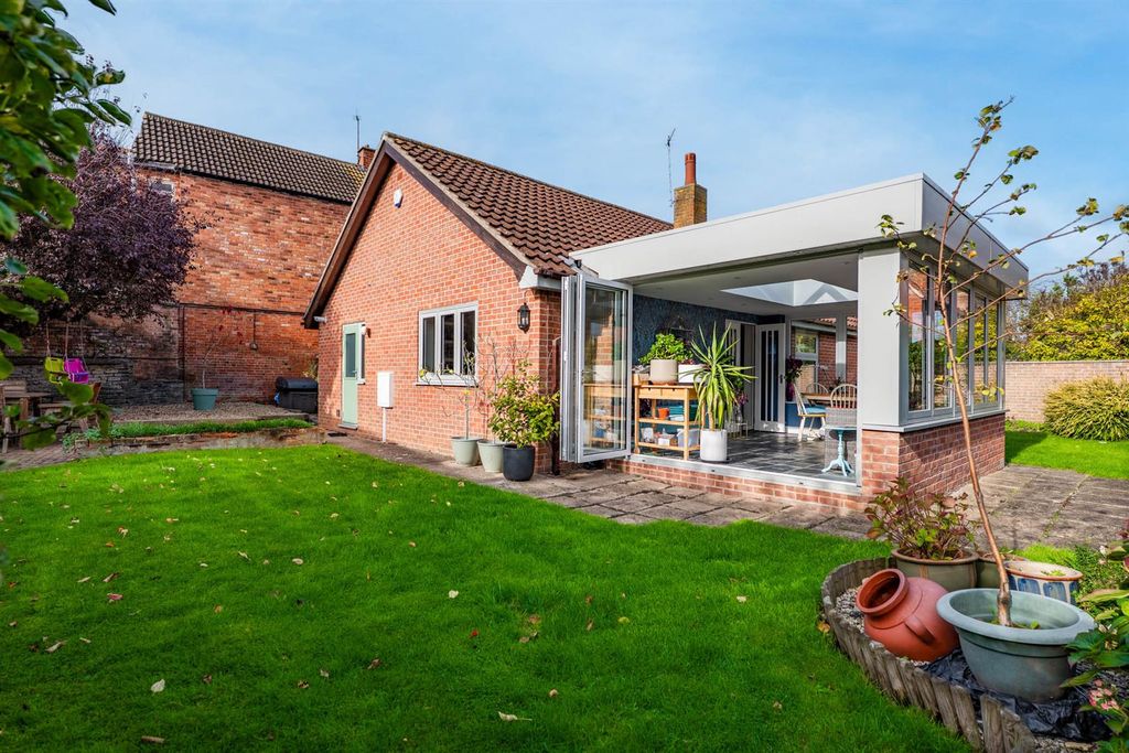 Property photo 1 of 30 Hollies Farm-09.Jpg