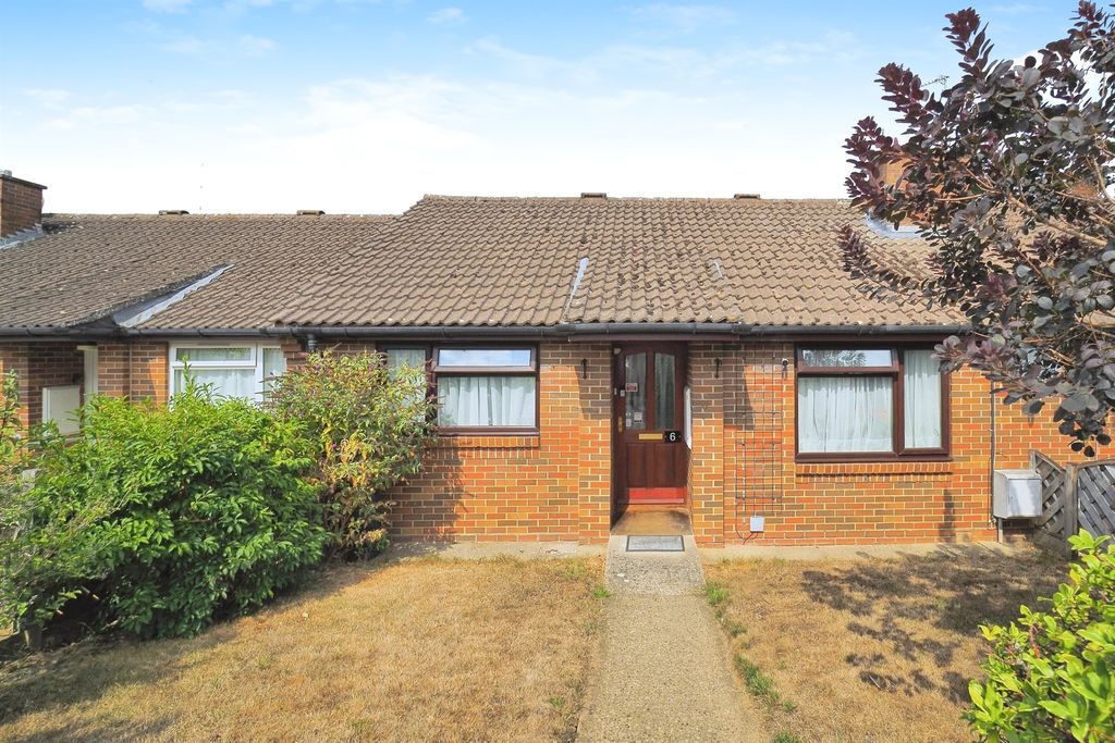 Property photo 1 of 11