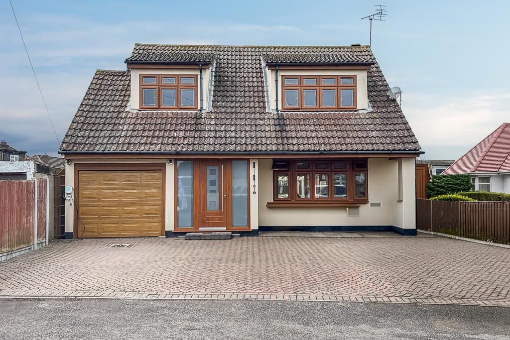 Property photo 2 of 2 Front