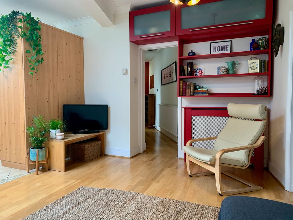 Property photo 3 of 16