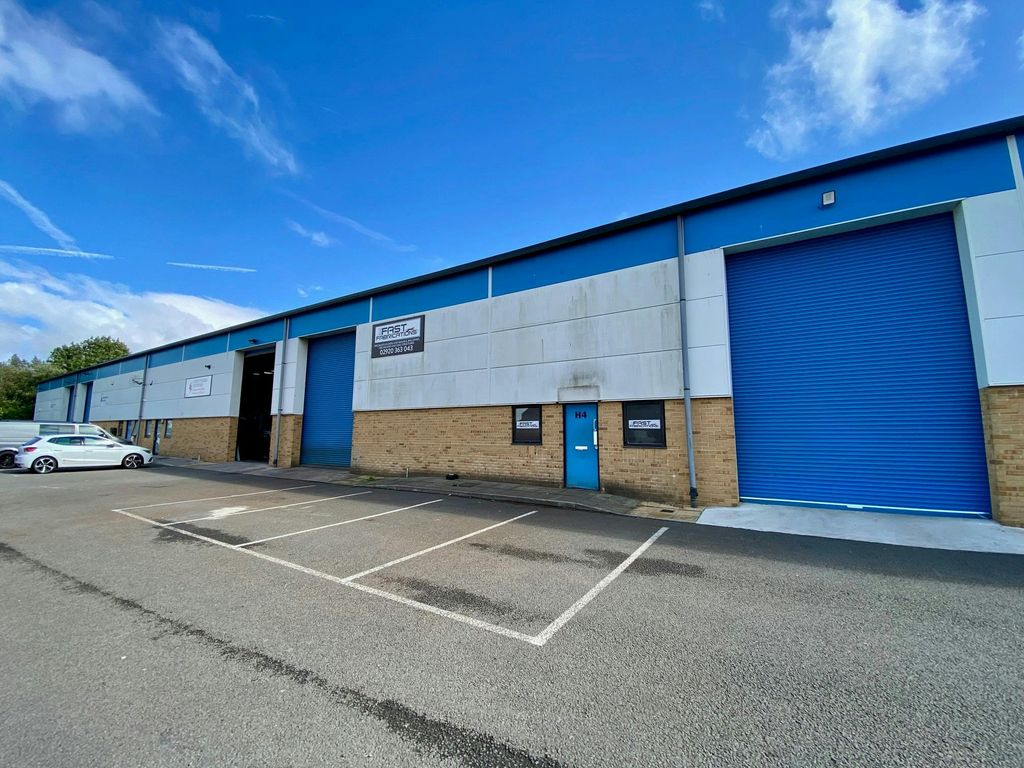 Property photo 1 of 8 H4 Capital 03.Jpg