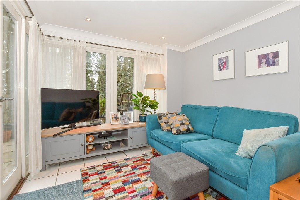 Property photo 3 of 11 Family Area