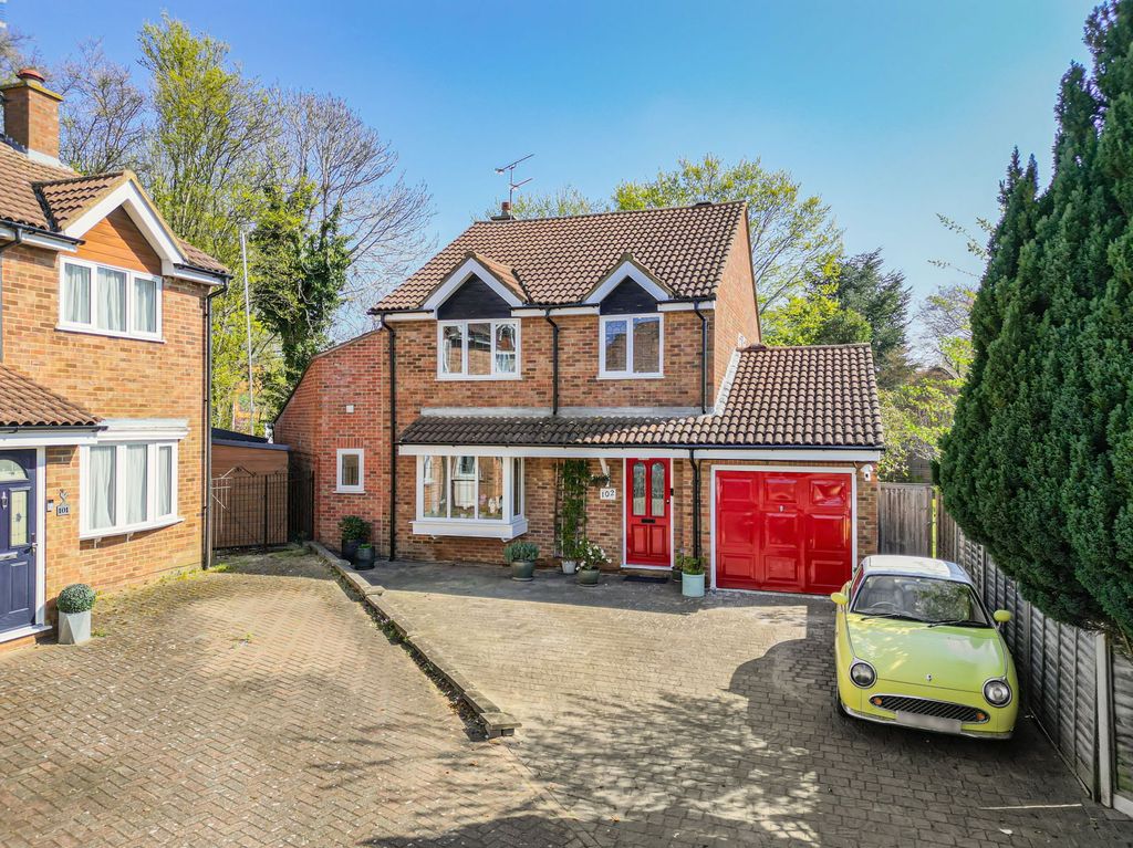 Property photo 1 of 35