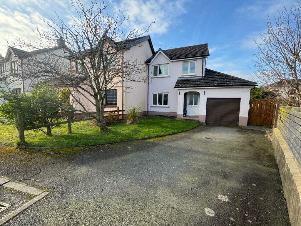 Property photo 1 of 27
