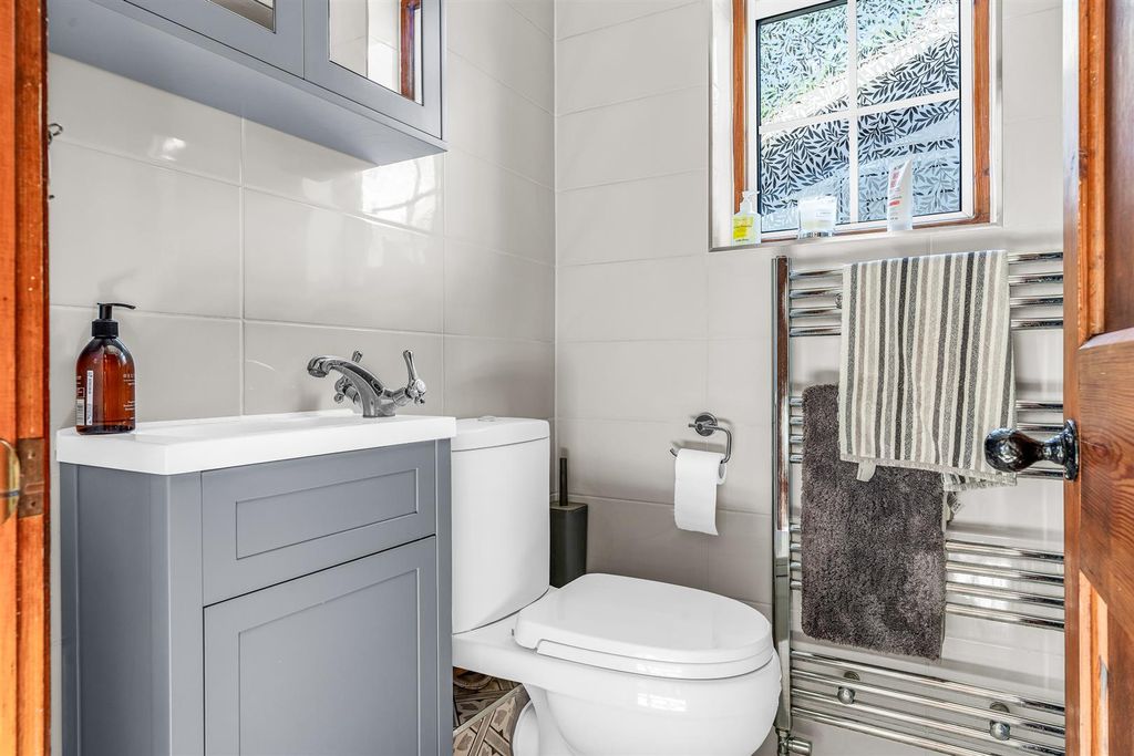 Additional image 42 of 5 bed detached house for saleBullocks Lane, Hertford SG13
