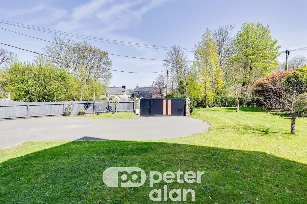 Property photo 3 of 21