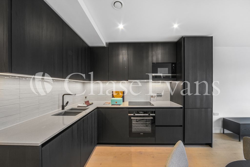 Property photo 2 of 13 Kitchen