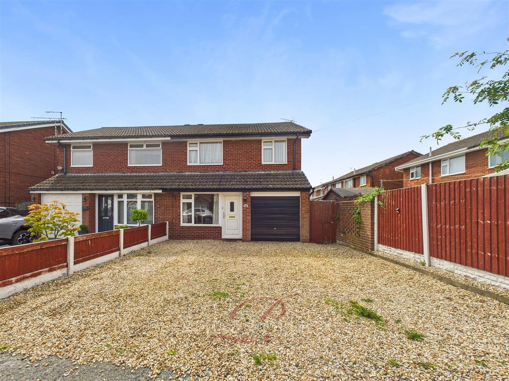 Property photo 1 of 17 Cam05148G0-Pr0017-Still029.Jpg