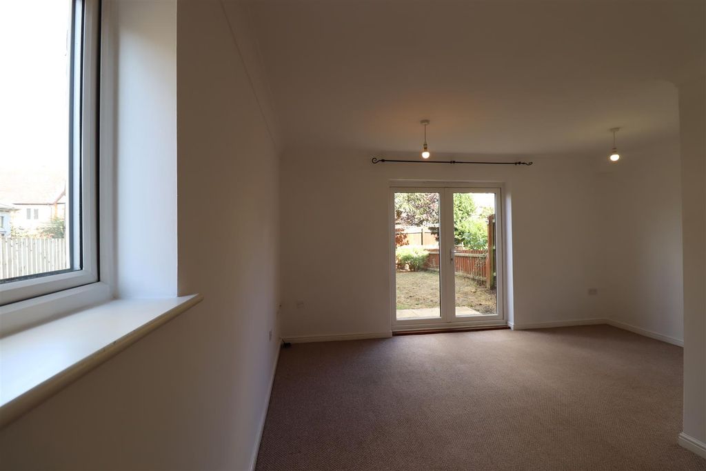 Property photo 3 of 10 Img_9720.Jpg