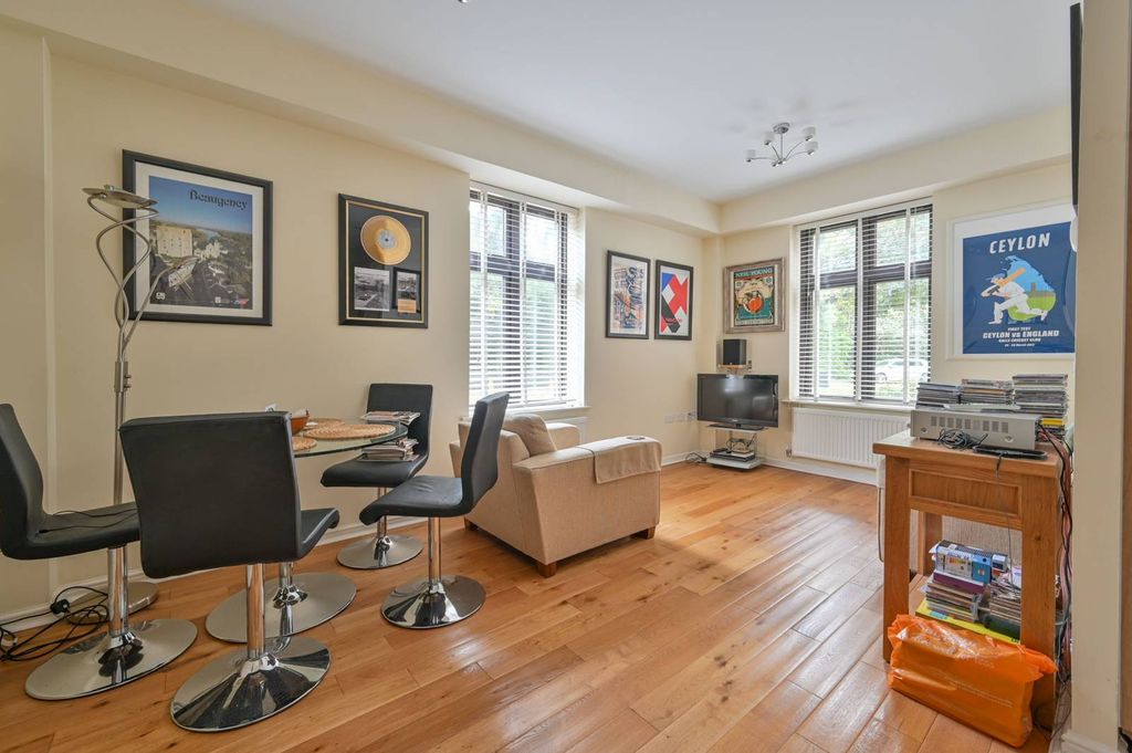 Property photo 1 of 7