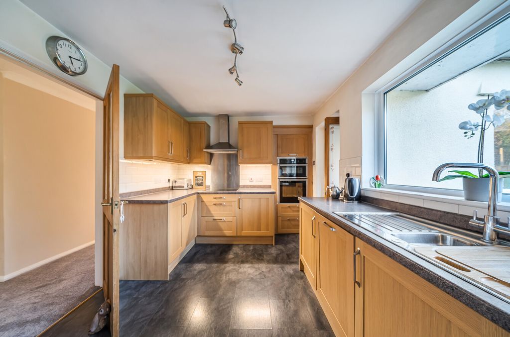 Property photo 2 of 25 2 - 1419704-3-699De89...