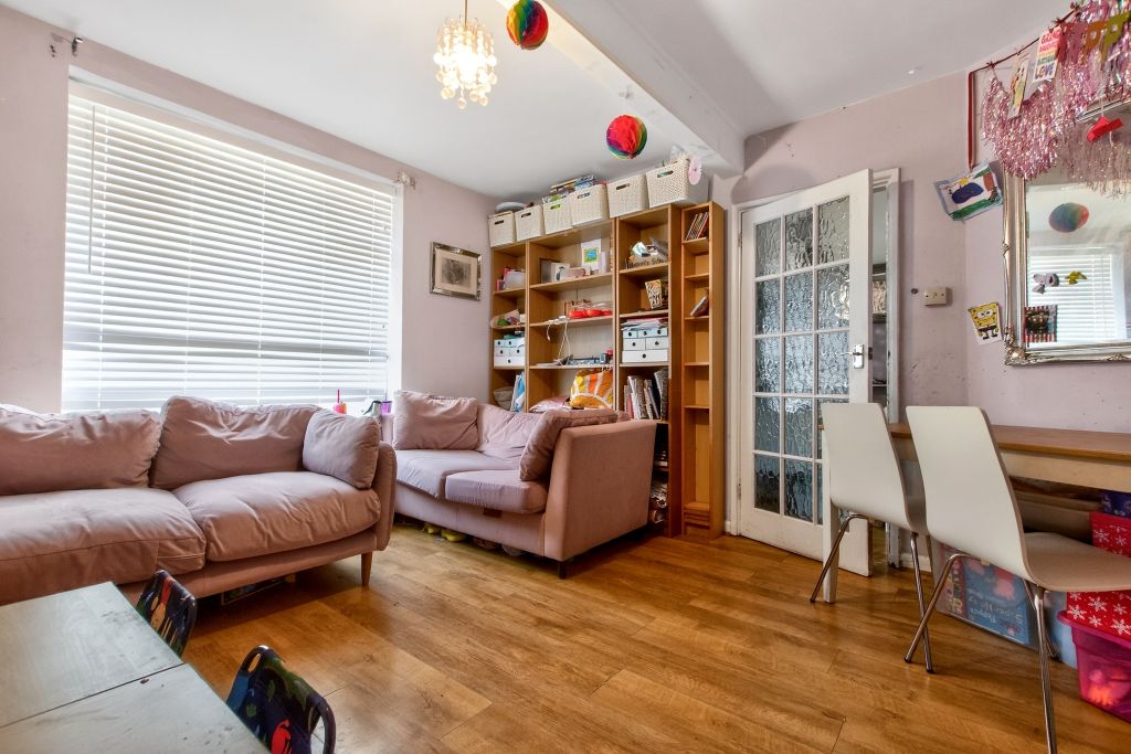 Property photo 2 of 18
