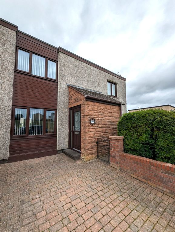 Property photo 2 of 22