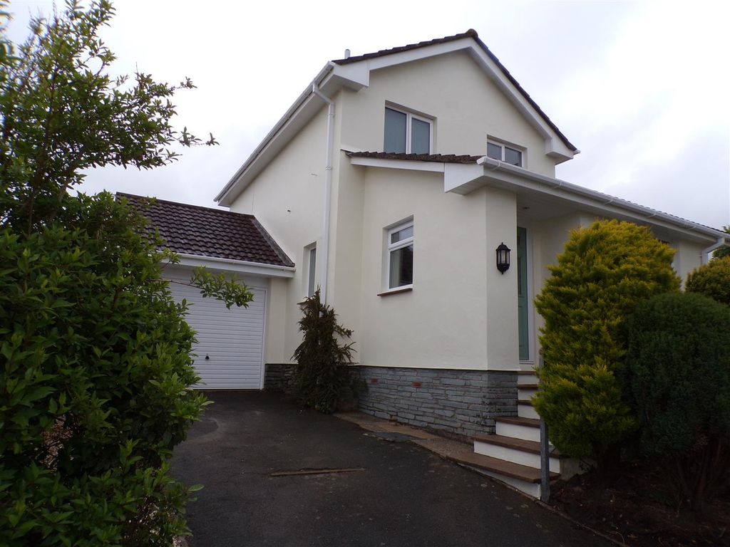 Property photo 1 of 16 Front.Jpg