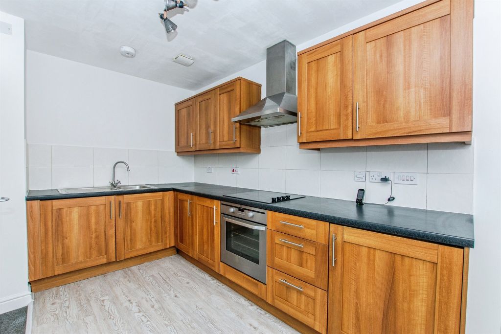 Property photo 2 of 10