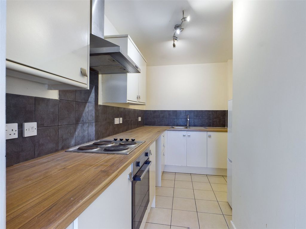 Property photo 3 of 7 Picture No. 06