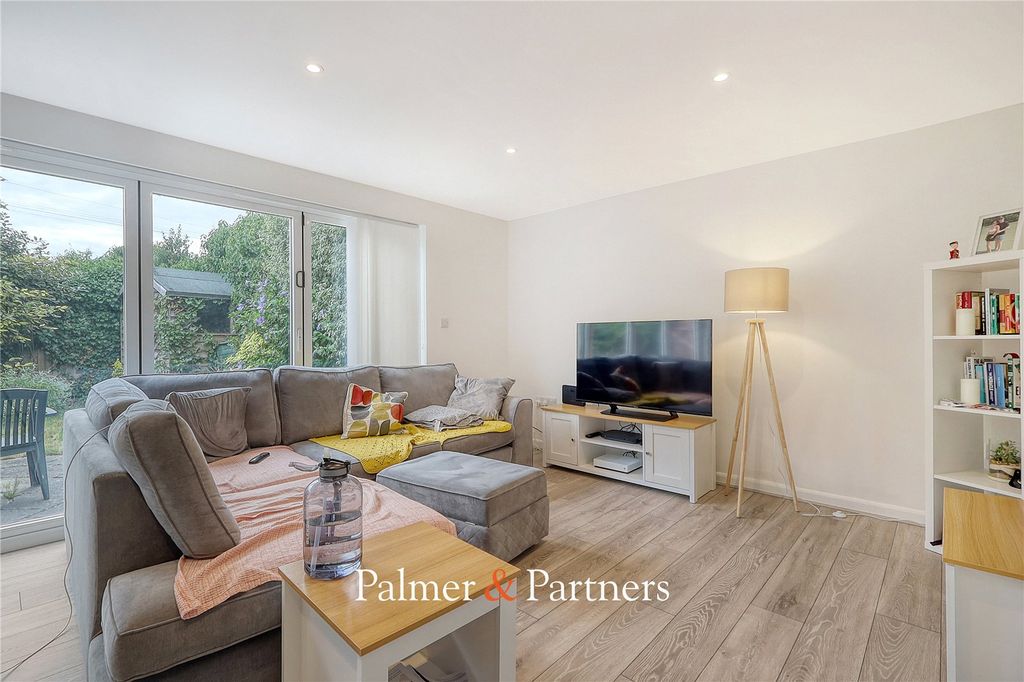 Property photo 2 of 18 Picture No. 05
